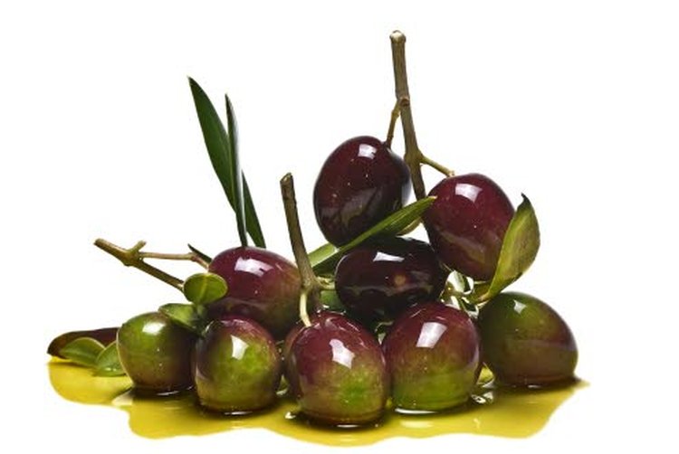 Maksanpuhdistuksessa käytetään kylmäpuristettua ja mielellään luomulaatuista oliiviöljyä.
