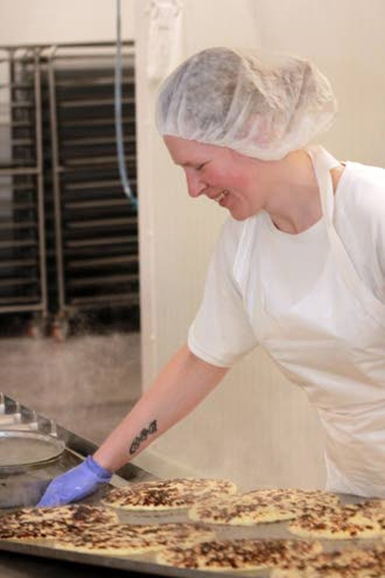 Arctic Milkin valmistamien leipäjuustojen perustana on omistaja Juha Lundströmin molempien isoäitien leipäjuustoreseptiperinne.