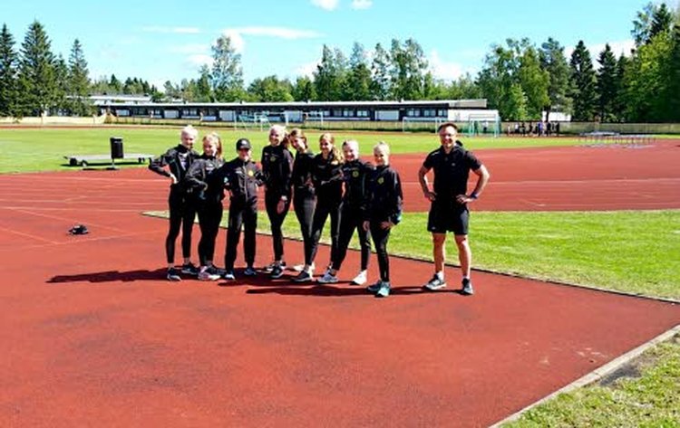 Patrik Mattson valmentaa Limingan Niittomiehissä pikamatkojen: 100, 200 ja 300 metrin juoksijoita sekä hyppylajien harrastajia: pituus- ja korkeushyppääjiä sekä kolmiloikkaajia.